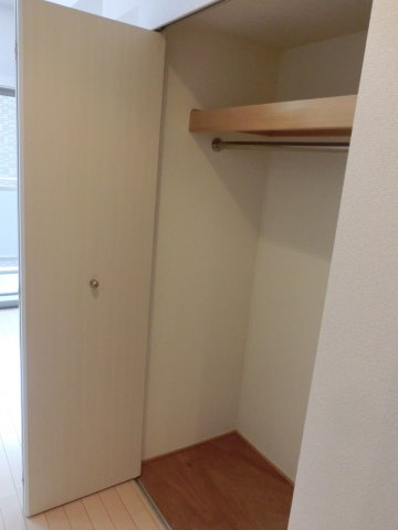大阪市中央区十二軒町の賃貸マンションの収納