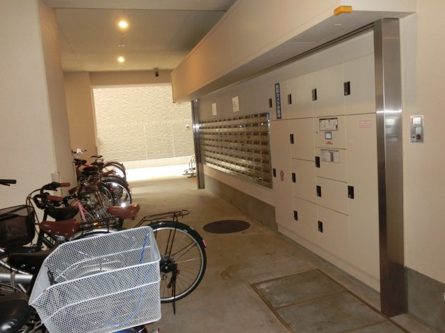 大阪市中央区十二軒町の賃貸マンションのその他共用部分