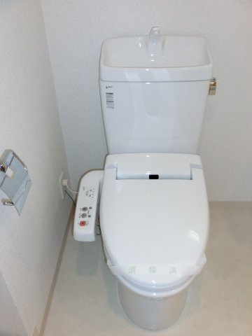 大阪市中央区十二軒町の賃貸マンションのトイレ
