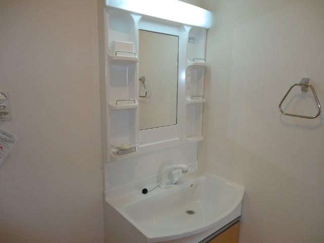 サン・ヒーリングの洗面所|洗髪洗面化粧台