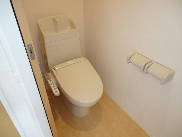 サン・ヒーリングのトイレ|シャワー付トイレ