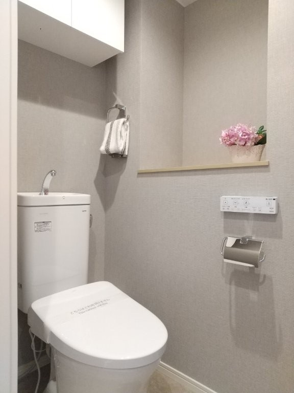 練馬区春日町5丁目　エリム春日町　駅直結タワーマンションのトイレ