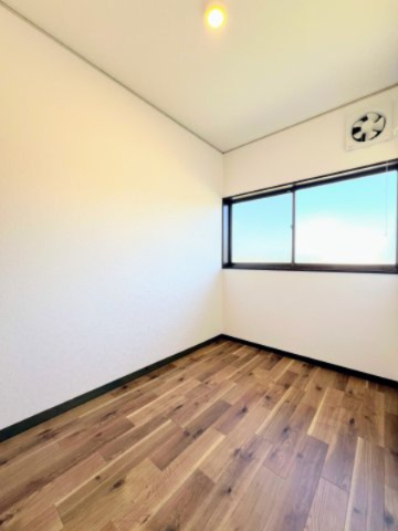 河北町谷地東712-1　中古住宅のその他|納戸