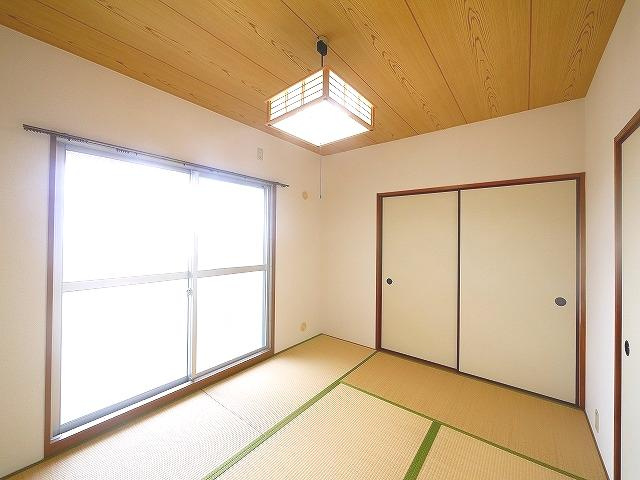 三和平城グランドパレスの和室|和室があると、家にあたたかい雰囲気が生まれます