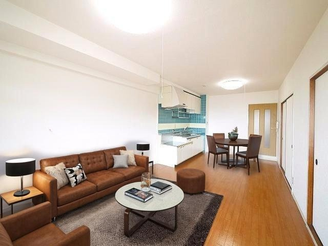 三和平城グランドパレスの居間・リビング|CGで家具等を配置したもので家具等は含まれません
