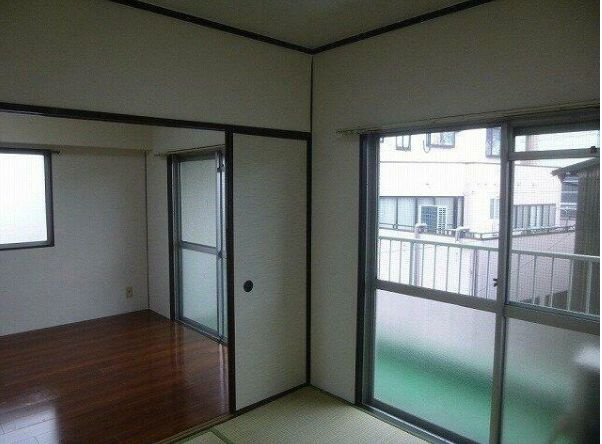 丸山コーポの内装