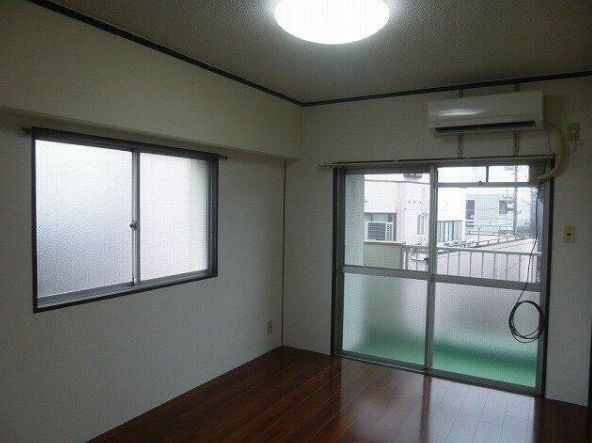 丸山コーポの寝室