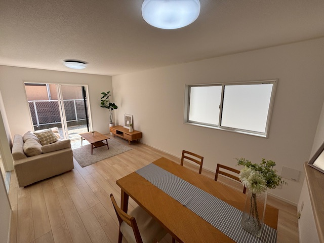 久留米市諏訪野町５－2の居間・リビング