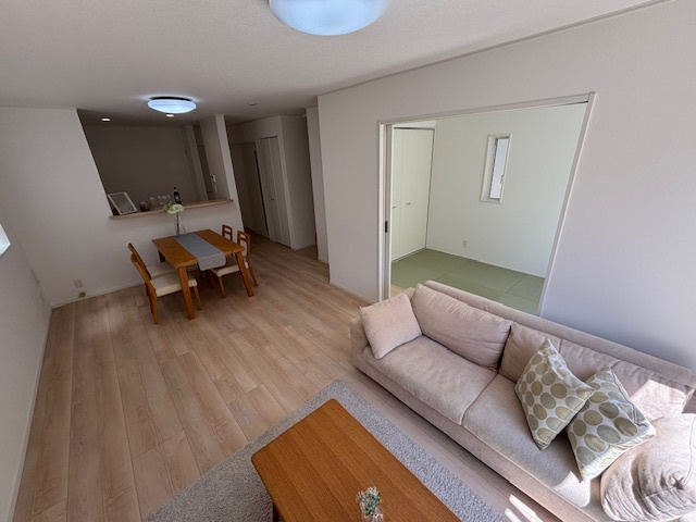 久留米市諏訪野町５－2の居間・リビング