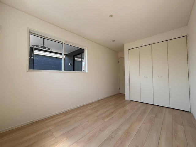 久留米市諏訪野町５－2の洋室