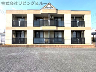 【駐車場】 | サンモール | 外観写真（昼）