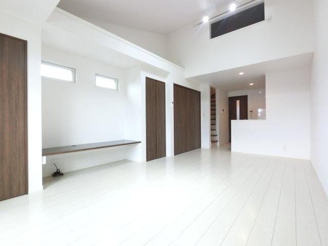 【居間・リビング】