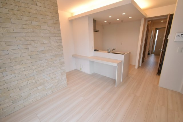 ヴィクトワール庄の居間・リビング