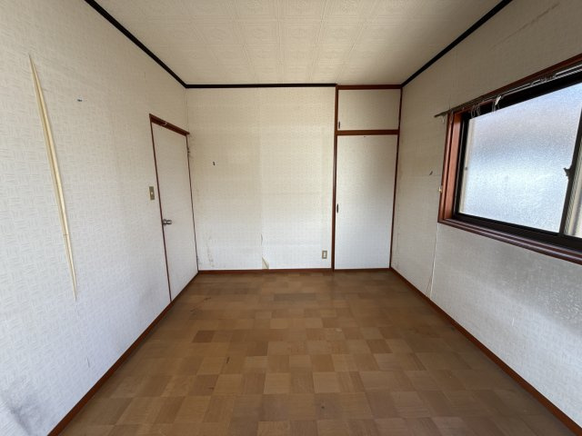御立西1丁目戸建の寝室