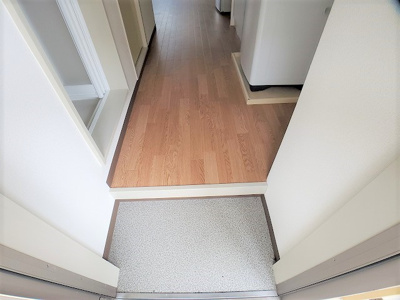 【玄関】 | ジュネスⅠ号館