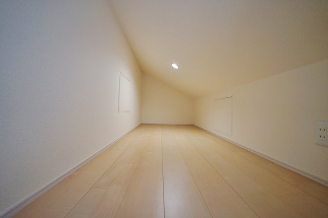 【横浜市旭区中沢３丁目35-4新築戸建て】★仲介手数料無料★（中沢小学校・旭中学校）の収納