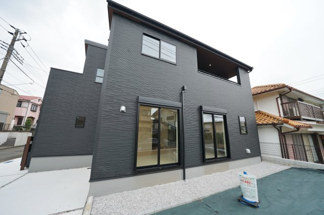 【横浜市旭区中沢３丁目35-4新築戸建て】★仲介手数料無料★（中沢小学校・旭中学校）の外観