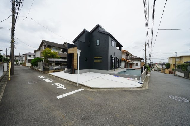 【横浜市旭区中沢３丁目35-4新築戸建て】★仲介手数料無料★（中沢小学校・旭中学校）の前面道路含む現地写真