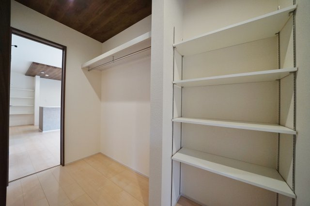 【横浜市旭区中沢３丁目35-4新築戸建て】★仲介手数料無料★（中沢小学校・旭中学校）の収納