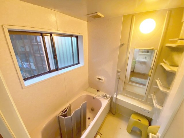 粕屋町長者原西１丁目 店舗付き住宅の浴室|追い炊き機能付きでいつでも快適なバスタイム！