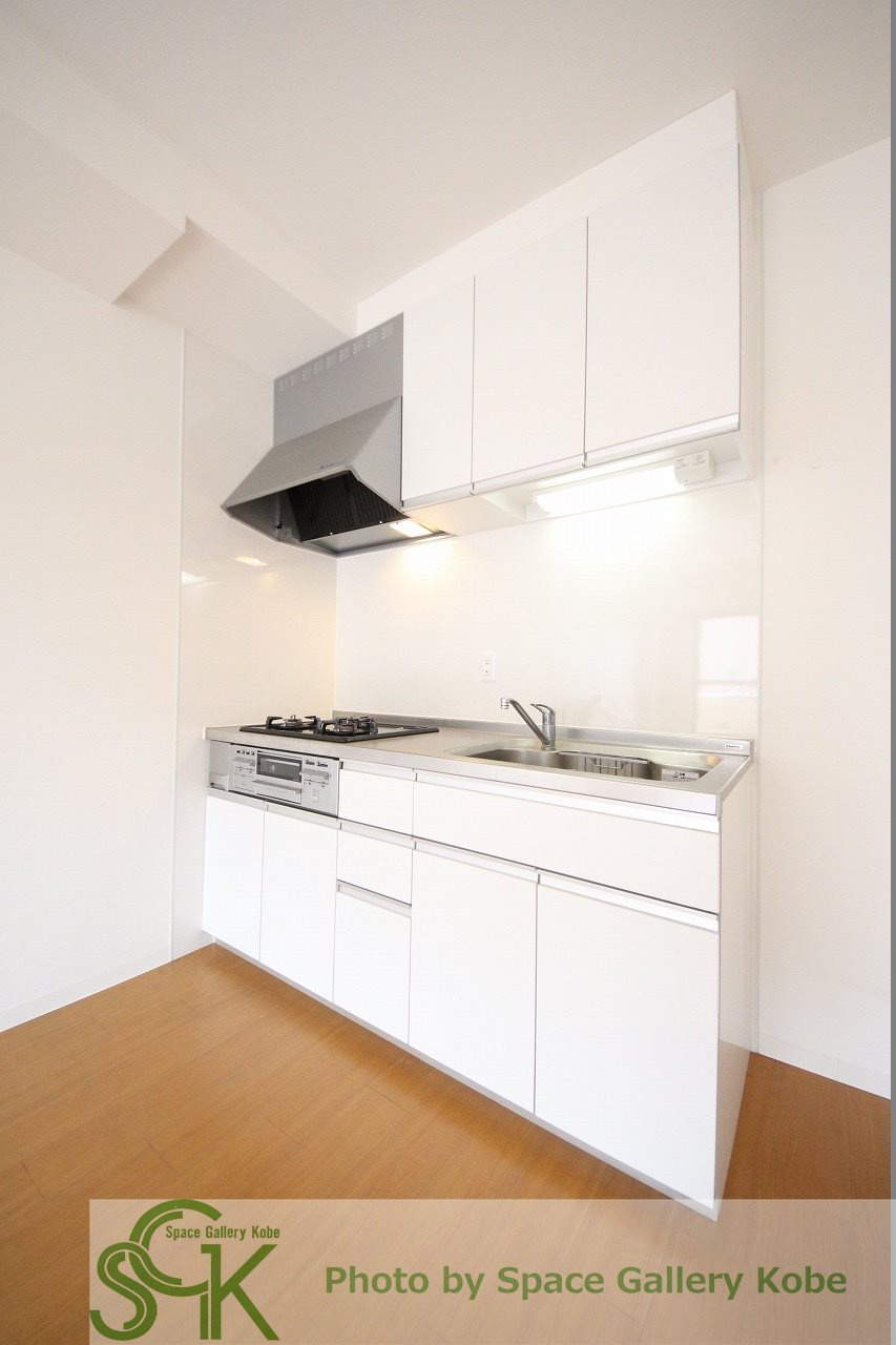 マンション　リモーネのキッチン|※お部屋により仕様が異なる場合があります※
