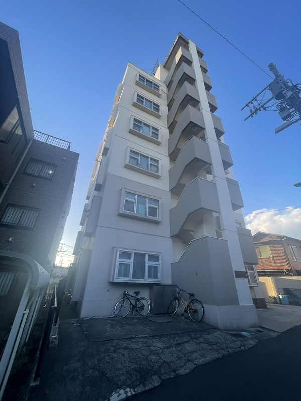 マナロコーポの外観