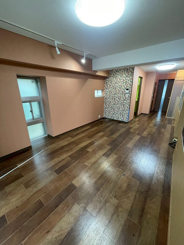 マナロコーポの内装