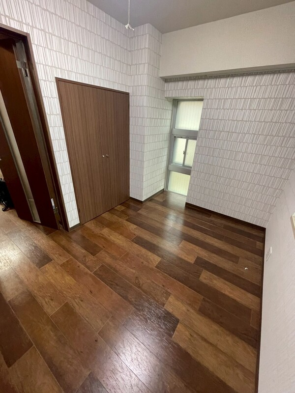 マナロコーポの内装