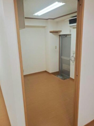 大津市南郷１丁目の店舗事務所の内装