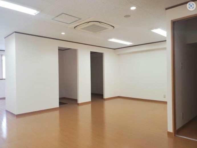 大津市南郷１丁目の店舗事務所の内装