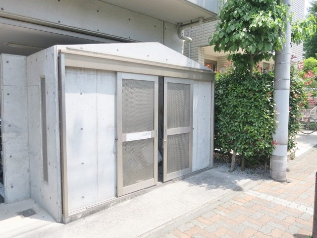 ＮＥＸＴ秀和のその他共用部分|★敷地内に入居者様専用のゴミ置場を設置しています★