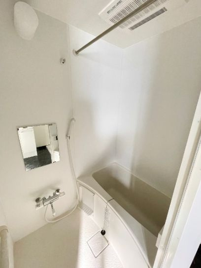 Les quatre saisonsの浴室