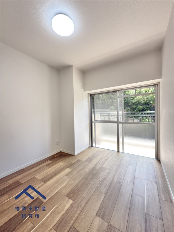 大濠ハイツの洋室