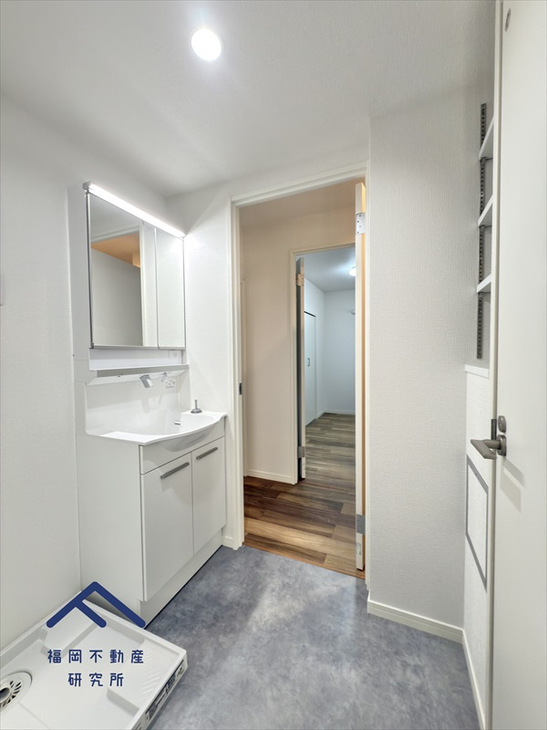 大濠ハイツの独立洗面台