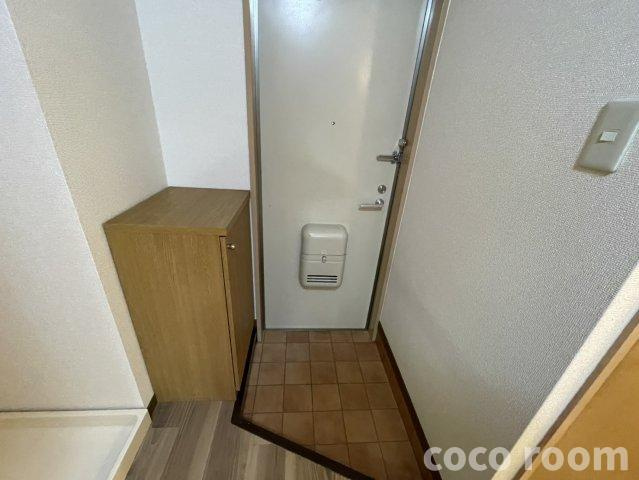 Ｓｕｒｐｌｕｓラ・シャーンブルの玄関