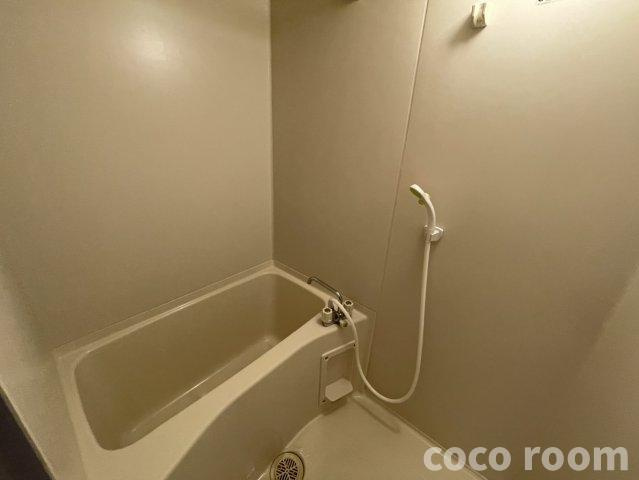 Ｓｕｒｐｌｕｓラ・シャーンブルの浴室