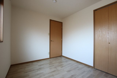 【洋室】 | クレセント