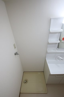 【設備】 | クレセント | 室内洗濯機置き場