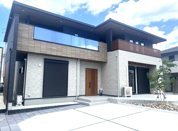 中川区春田３丁目戸建て