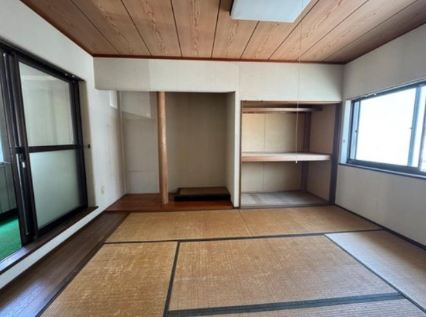 高知市二葉町　　中古一戸建ての和室|２階和室
