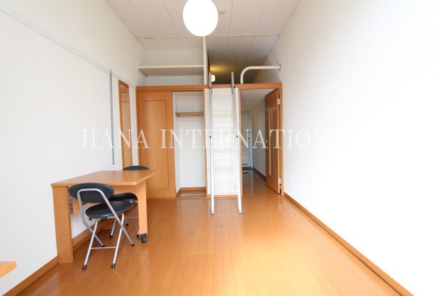 エルミタージュの居間・リビング