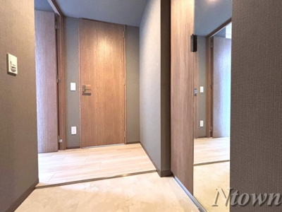 【玄関】 | エステムコート名古屋新栄Ⅵ アートテラス | 毎日通る玄関はこちらです