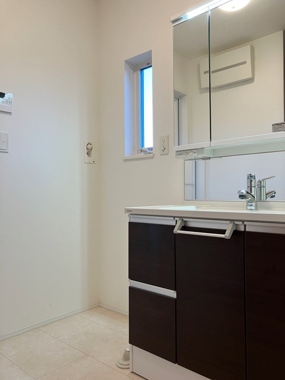 駒木戸建の洗面所