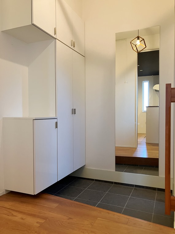 駒木戸建の玄関