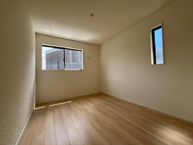 久留米市国分町の新築一戸建の洋室