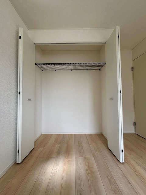 久留米市国分町の新築一戸建の収納|各部屋にクローゼット完備。ゆとりの収納で片付けも掃除もテキパキ完了。