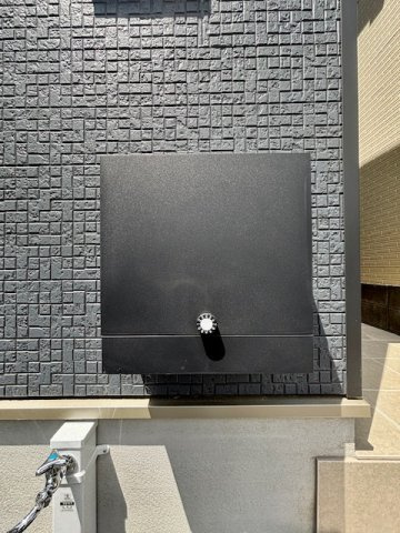 久留米市国分町の新築一戸建のその他|ポストは鍵付きで安心ですね♪