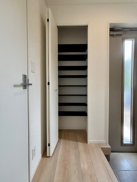 久留米市国分町の新築一戸建の収納|シューズボックスも大容量♪