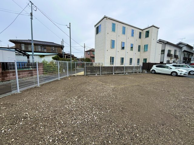 元横３丁目駐車場の駐車場