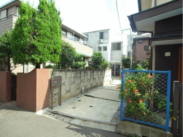 豊島区高松２丁目のアパートのエントランス|エントランス☆